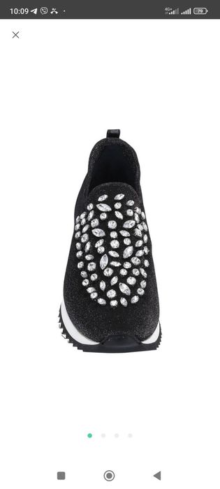 Шикарные кроссовки Le Silla