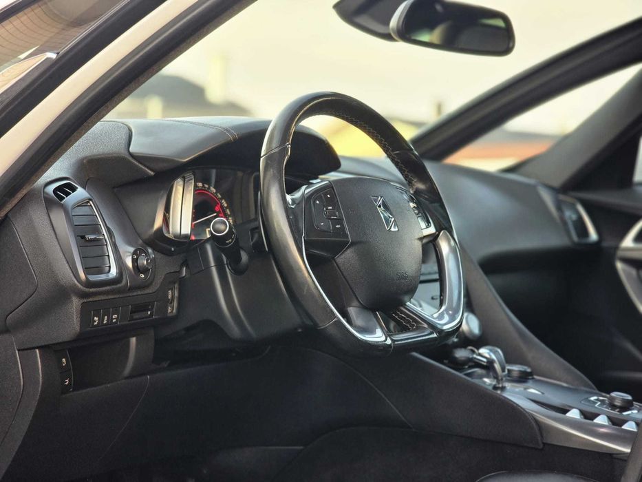 CITROEN DS5 HÍBRIDO SPORTCHIC 2.0HDI 200Cv (FULL EXTRAS)