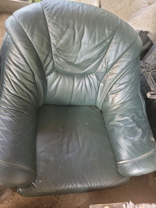 Meble skórzane. Sofa i fotel na taras