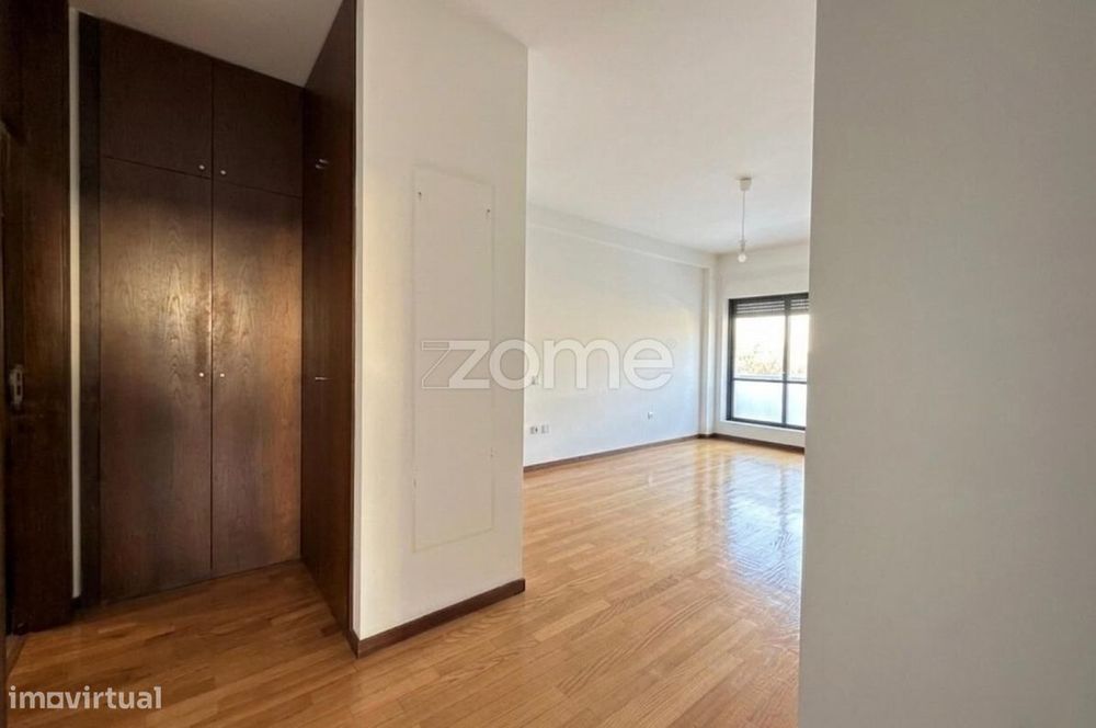 Apartamento T3, Celeirós, Braga.