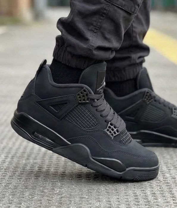 AJ4_Retro_Black_Cat 46