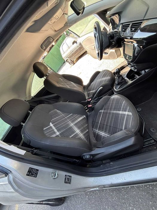 Opel Corsa E de 2015 PARA PEÇAS