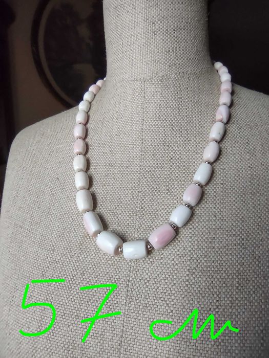 Piękny stary naszyjnik koral Angel skin skóra aniola