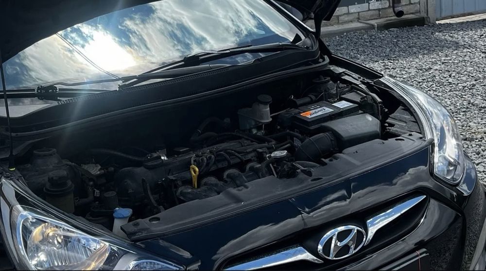 Продам hyundai accent 2011