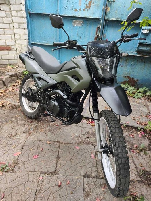 Продам мотоцикл Spark SP200D-1