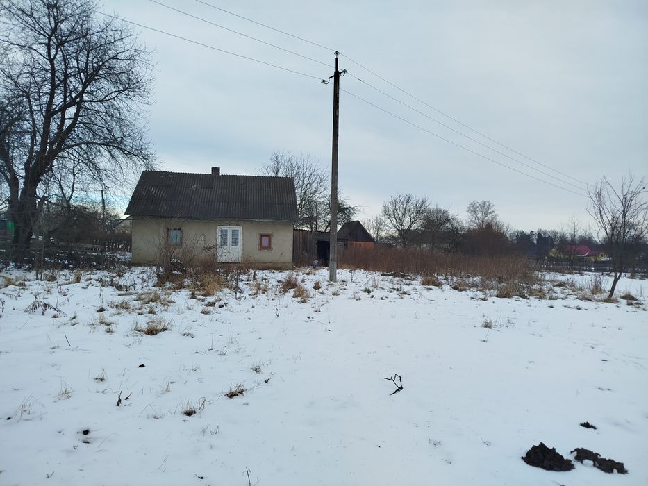 Будинок, земля,  біля Карпат