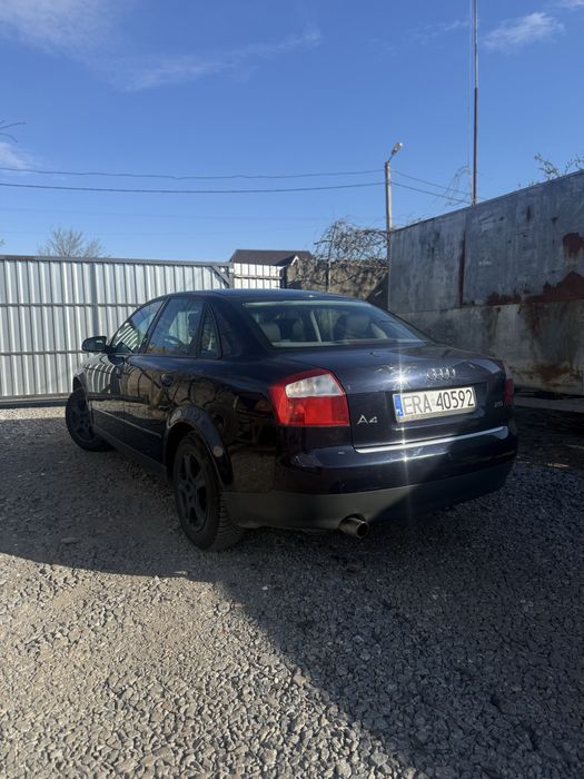 Audi A4 B6 2.0 бензин механика Харьков