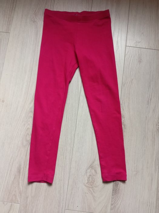Ciemno-rózowe legginsy
