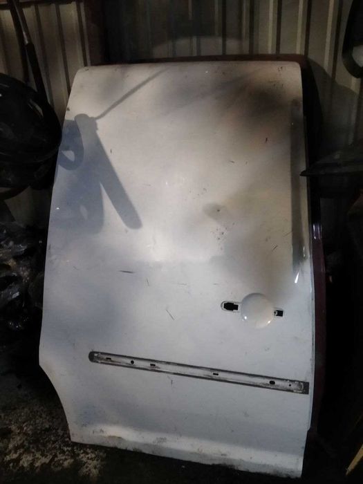 Двери VW Caddy 3 Двери Фольксваген кадди сдвижная левая правая  Запчас