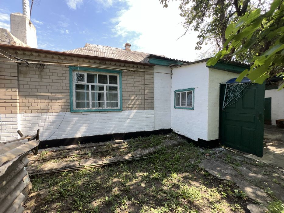 Продам дом в с. Голубовка Новомосковского р- на