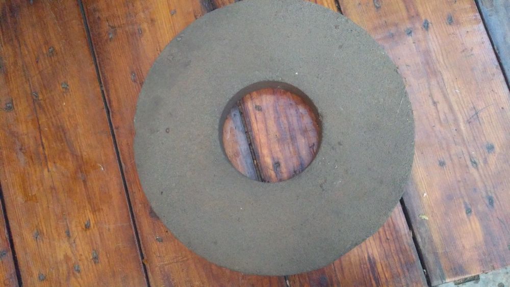 Продам камень наждак