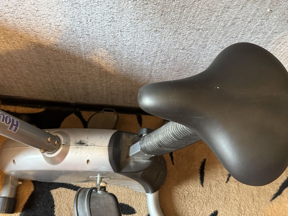 Велотренажер HouseFit HB-80881 HP