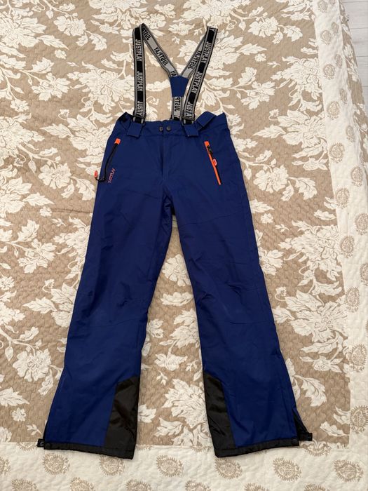 Продам полукамбинизон  JUST PLAY  для лыжь и сноуборда