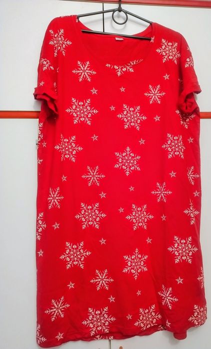 Nowa czerwona koszulka Woman rozm.L