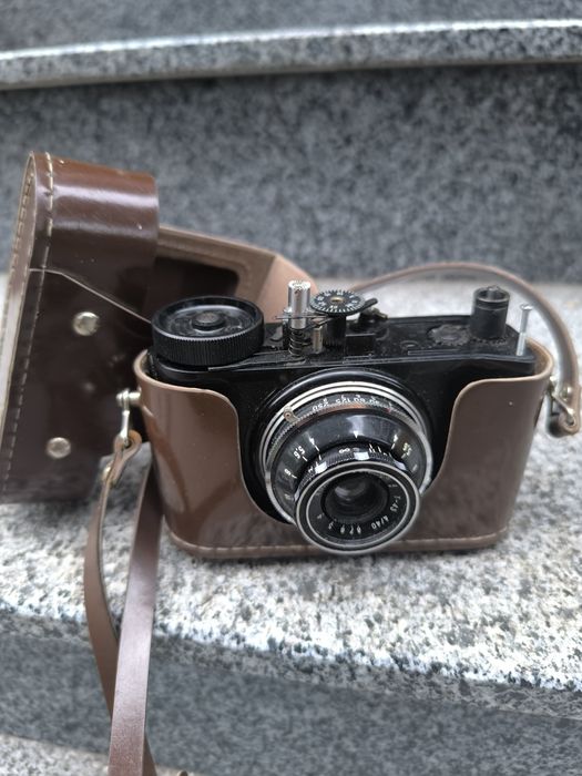 Aparat owa/oma - original użyty jako dekoracja