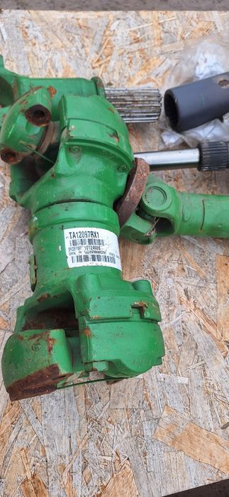 Półoś do John Deere seria 8