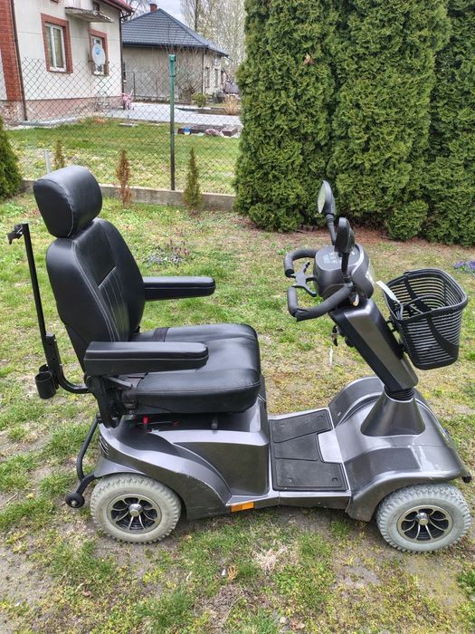 Wózek inwalidzki elektryczny