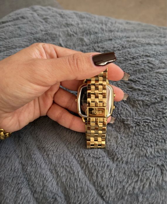 Relógio tous dourado digital