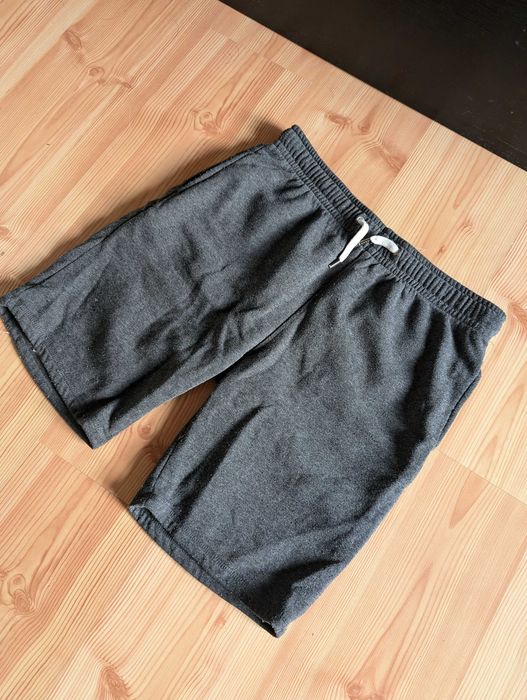 Męskie szare spodenki PRIMARK rozmiar M
