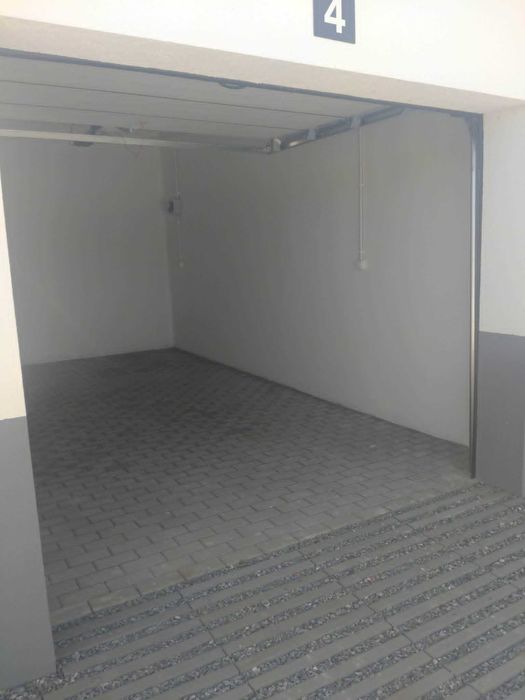 GARAŻ 19 m² Murowany Prąd Elektryczna brama ul Niemena - Widok 5