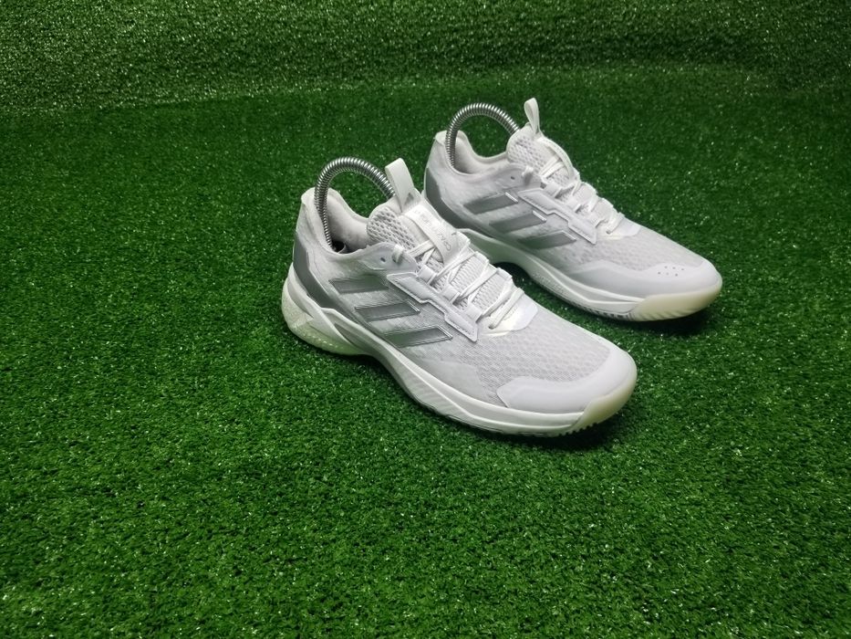 Жіночі волейбольні кросівки Adidas Crazyflight 5(unisex)Оригінал(36-45