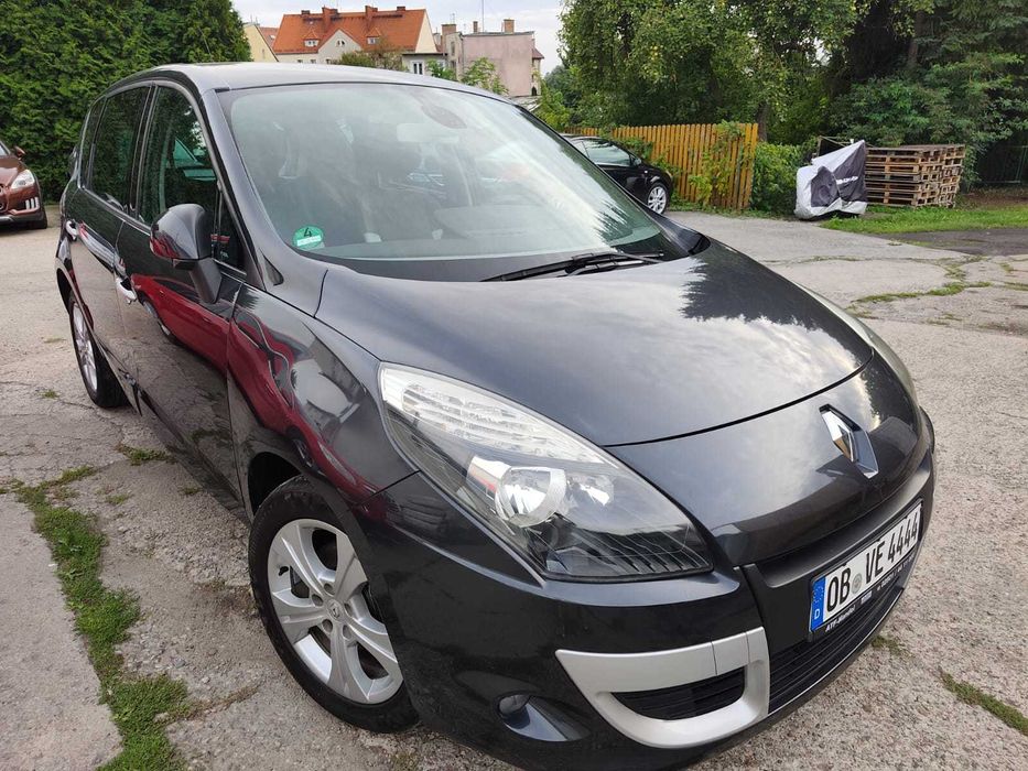 Renault Scenic Bezwypadkowy Navigacja Półskury Ekonomiczny