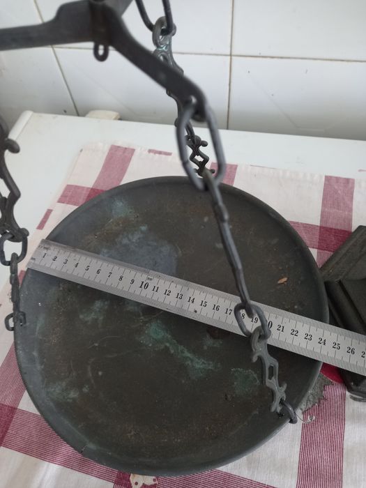 Balança Antiga de Farmácia.