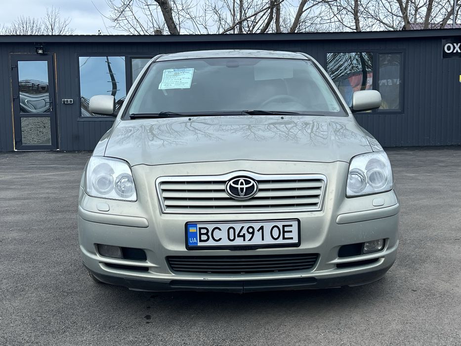 Toyota Avensis 1.8 газ/бенз
