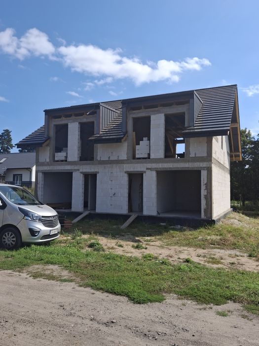Nowy dom w zabudowie bliźniaczej w Maszewie