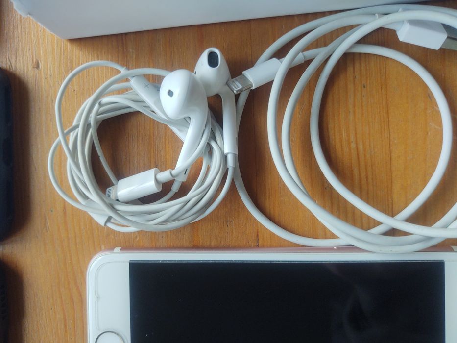 iPhone 7 32 GB + dodatki