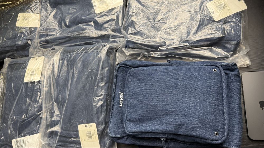 Сумка слінг месенджер Levis 100% ОРИГІНАЛ!