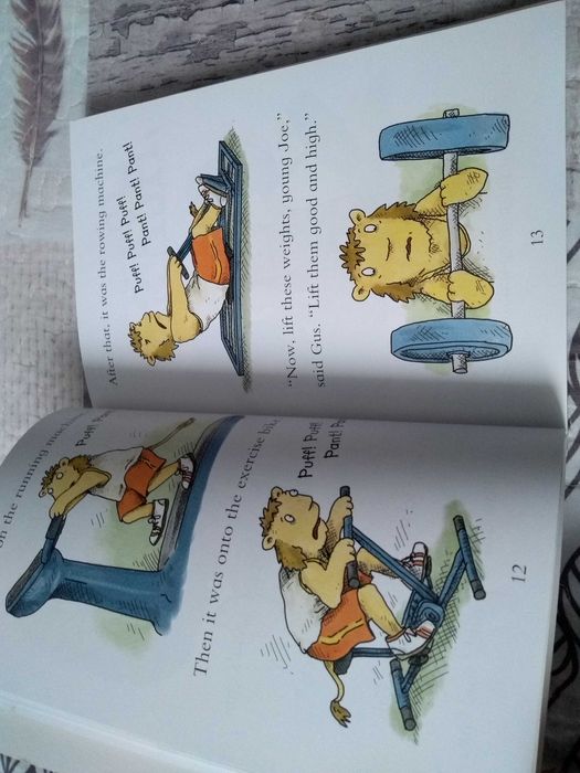 Książka po angielsku Joe Lion's Big Boots. I am Reading, Kara May