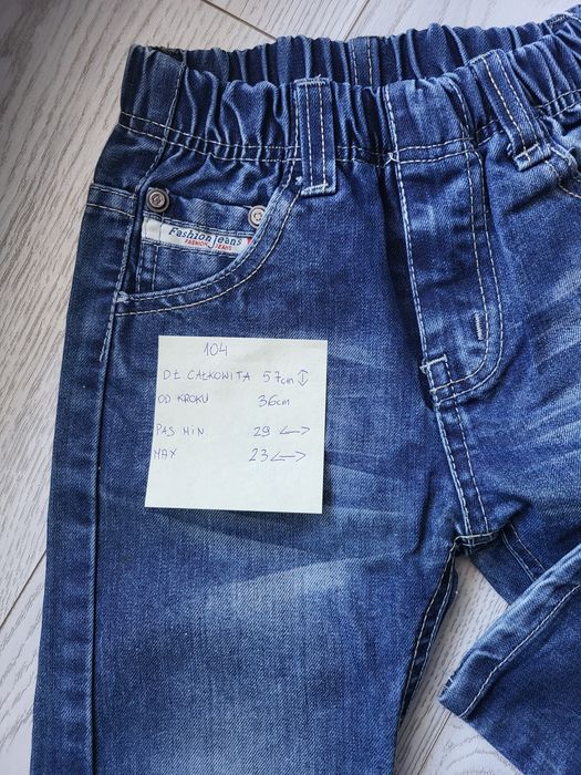 Spodnie jeansowe dla chłopca