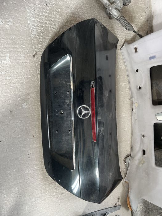 Задня ляда кришка багажника до mercedes benz e-clas w211 седан