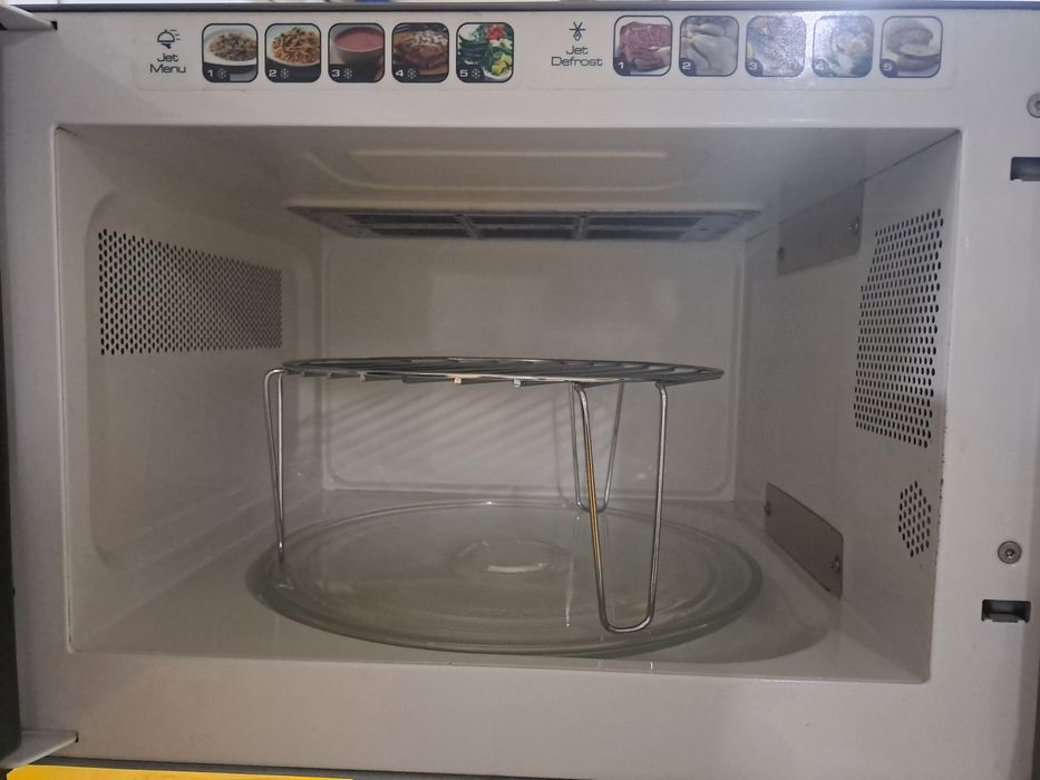 Microondas Whirlpool com grill