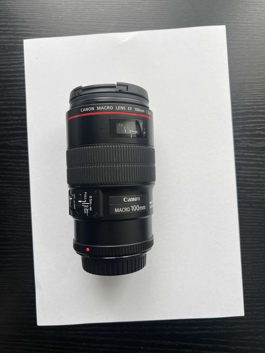 Objetiva Canon EF 100mm f/2.8L Macro IS USM- Como novo