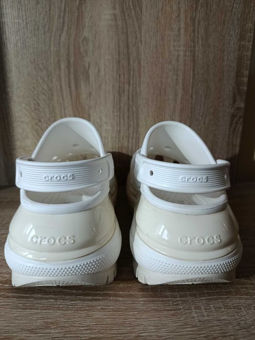 Crocs mega crush clog