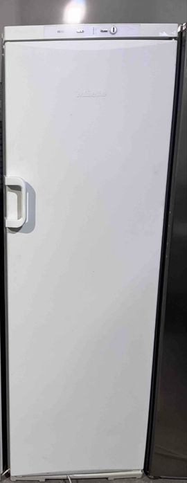 Холодильник Морозильная камера Miele