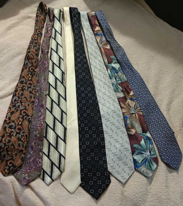 Продам фирменные винтажные галстуки