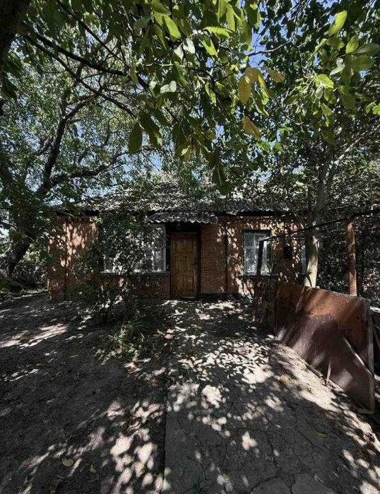 Продам будинок в передмісті