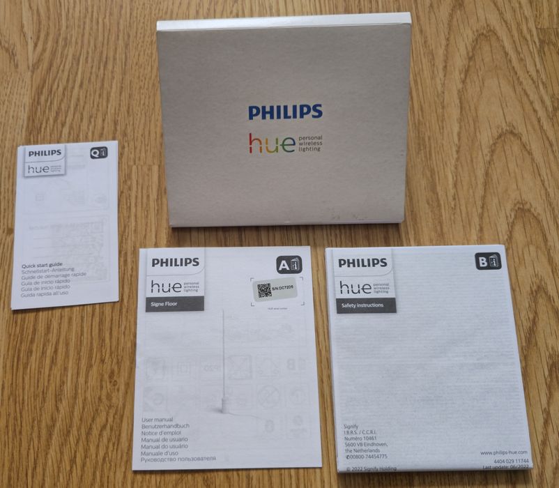 Lampa podłogowa Philips Hue Signe Floor Gradient Czarna