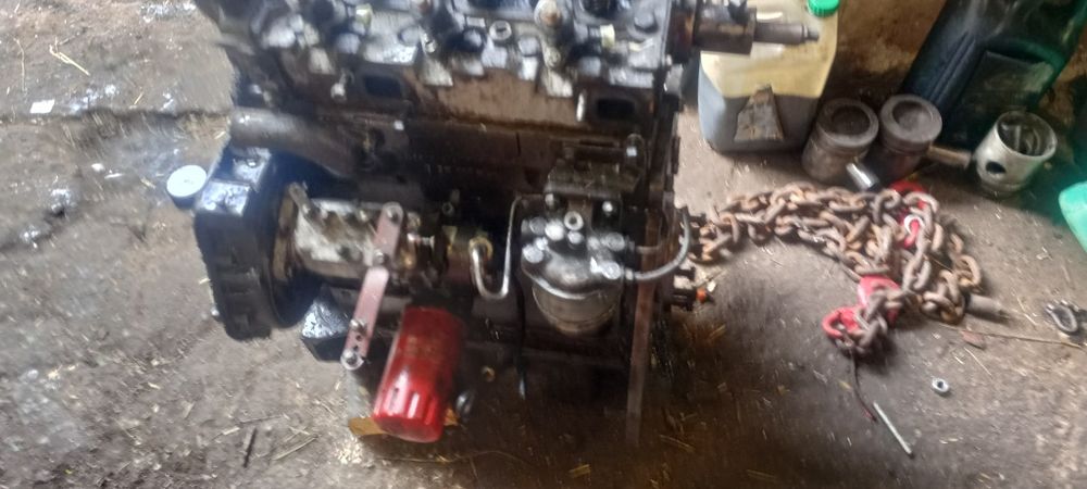 Silnik 3p Perkins w całości lub na części