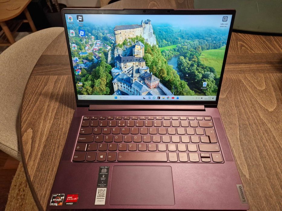 Portátil Lenovo Yoga Slim 7