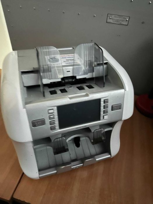 Надійний лічильник сортувальник банкнот  Kisan Newton FS