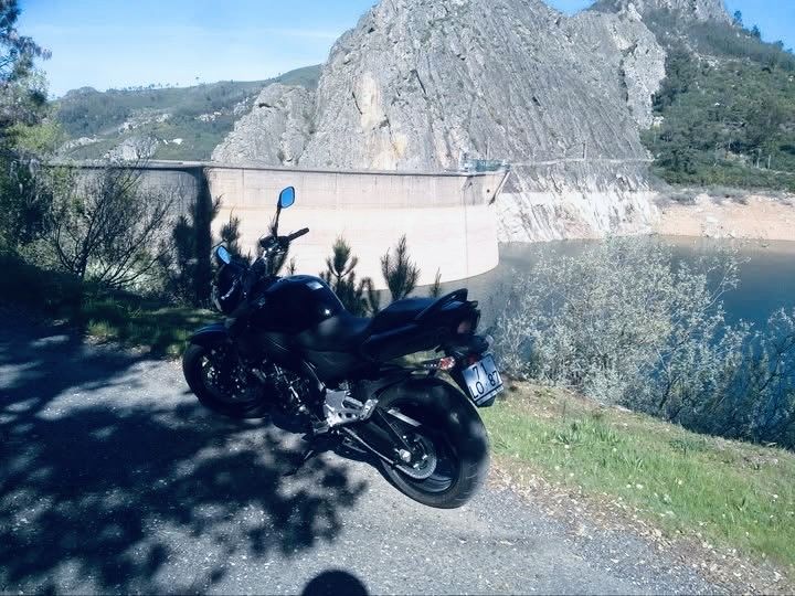 Suzuki GSR 600 Black Edition 2011