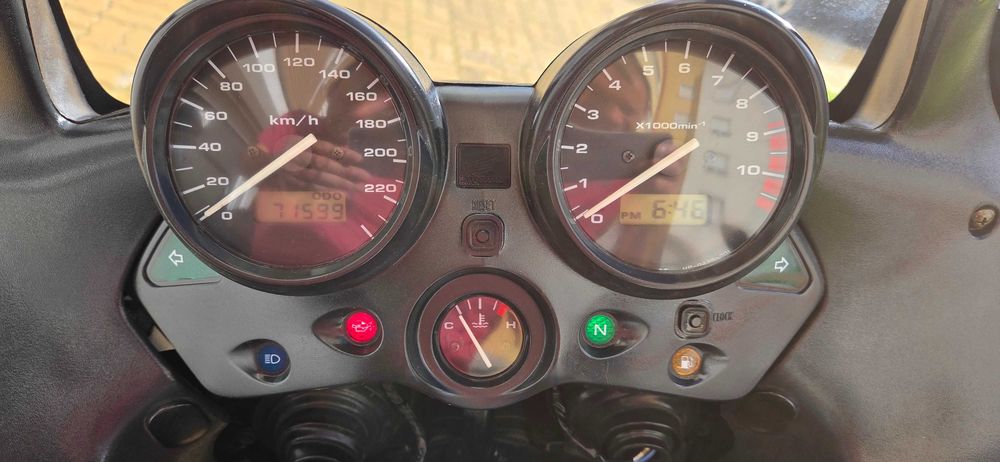 Honda Varadero bom preço com malas e Top Case