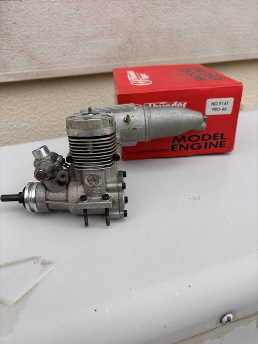 Motor de aeromodelismo thunder tiger 46 pro