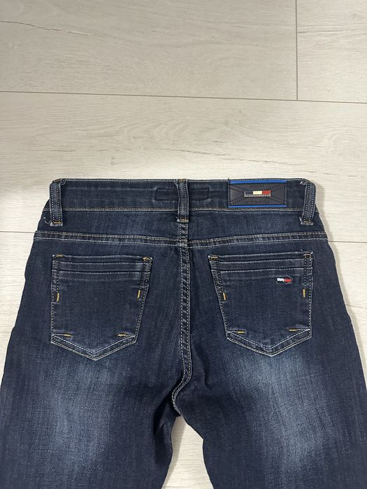 Джинсы Tommy Hilfiger