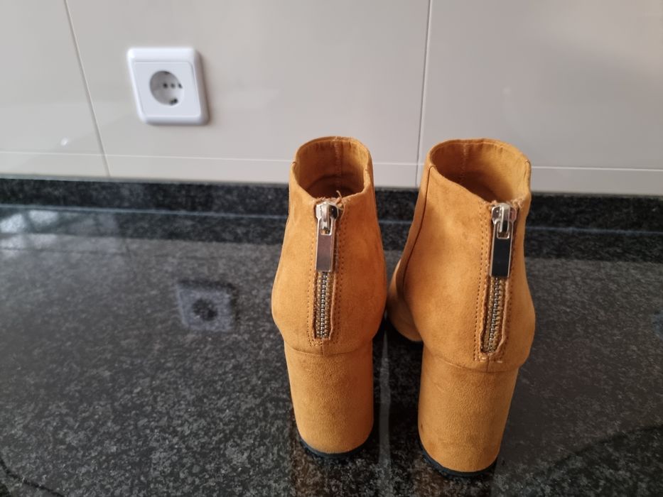Botins, côr camel 38