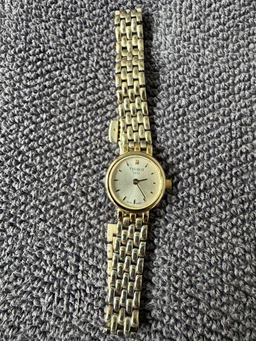Часы/годинник Tissot оригинальные женские (позолота) T058009A б/у